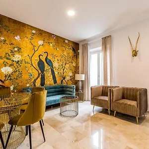 San Francisco Plaza Apartment