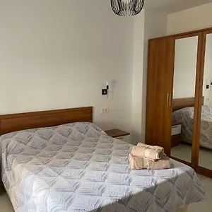 Hercules Apartment